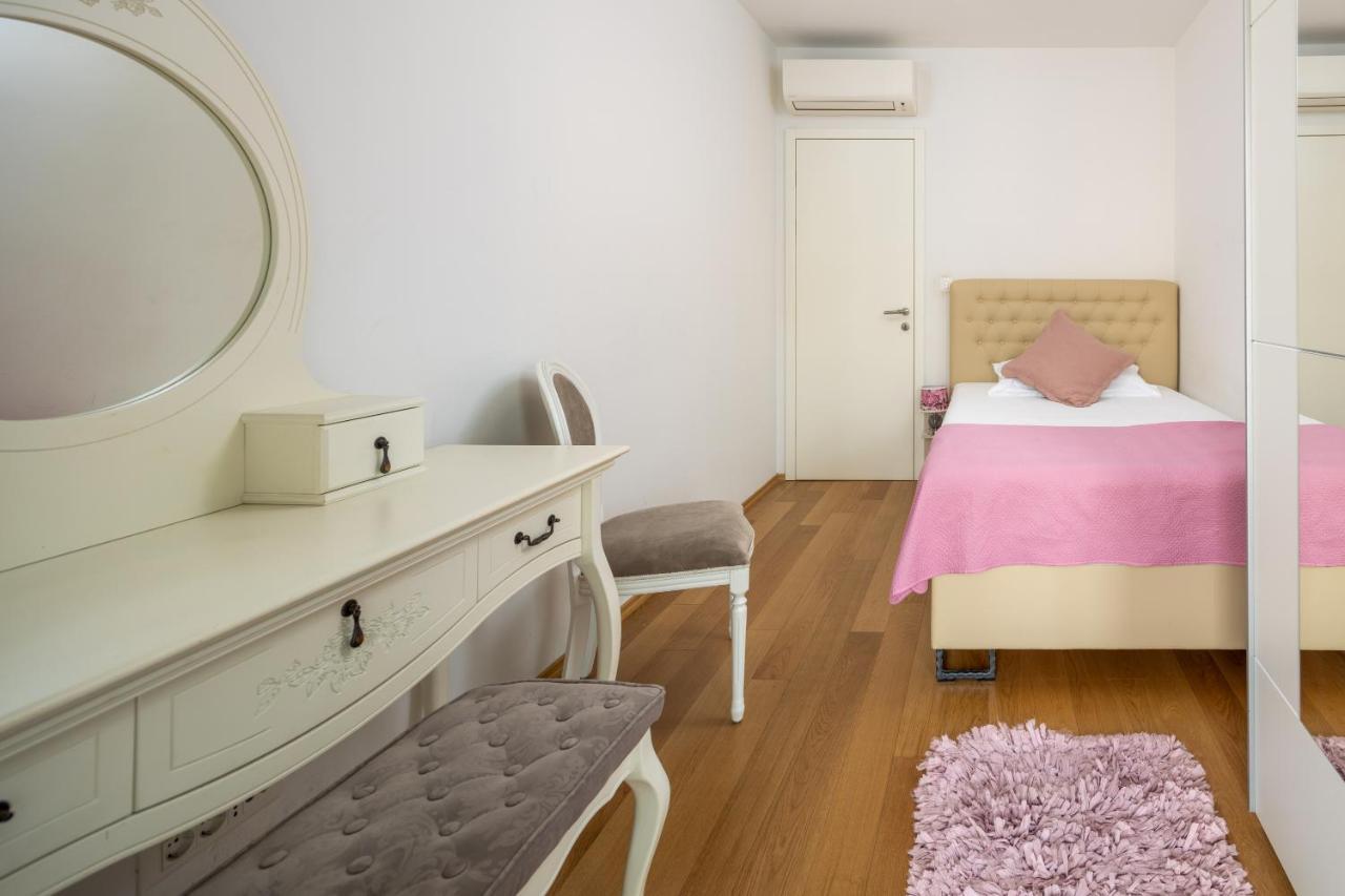 Luxury Apartment Azure Спліт Екстер'єр фото
